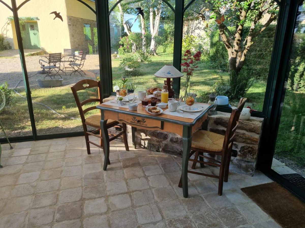 Les Berges De La Planchette Bed & Breakfast Yvignac-la-Tour Ngoại thất bức ảnh